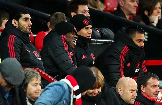 Pogba Cuma Pemanis di...