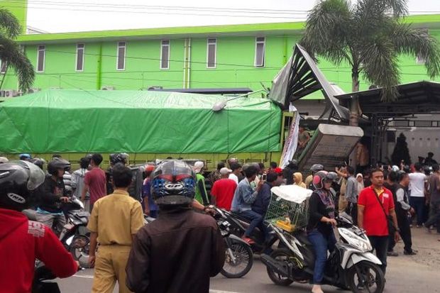 Polisi Amankan Sopir...