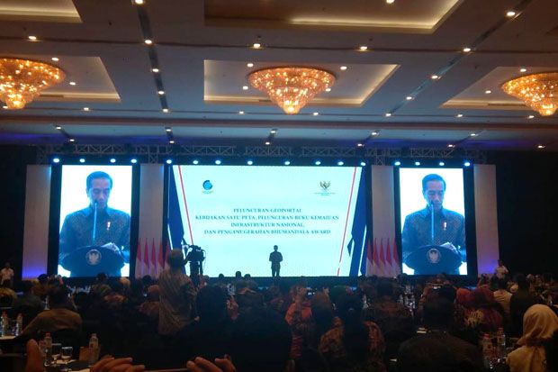 Jokowi Akui Masalah...