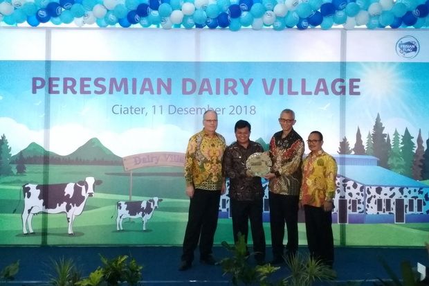 Resmikan Desa Susu,...