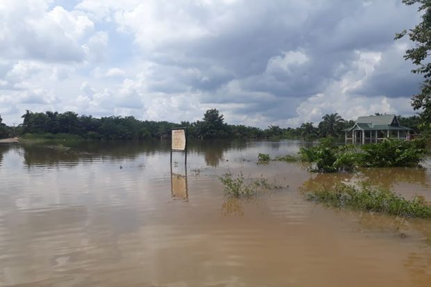 Sungai Batanghari Meluap,...