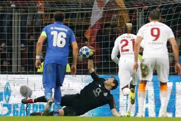 Dua Tahun di Porto,...