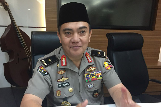 Pembakaran Polsek Ciracas,...