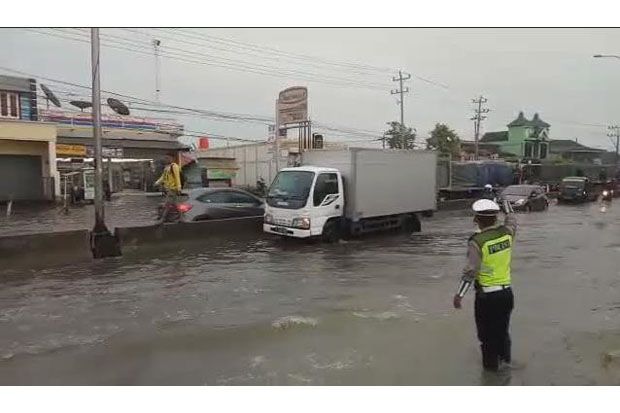 Hujan Deras, Banjir...
