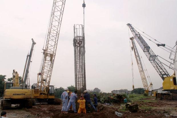 Gelontorkan Rp800 M,...