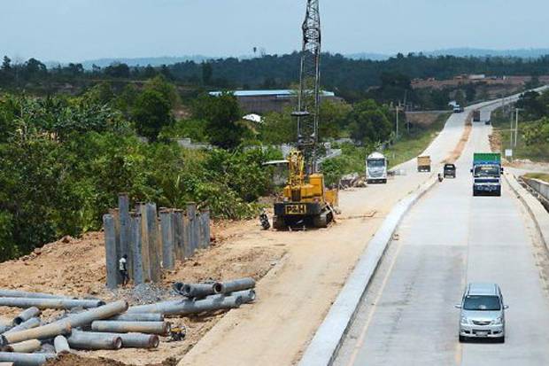 Jalan Tol Balikpapan-Samarinda...