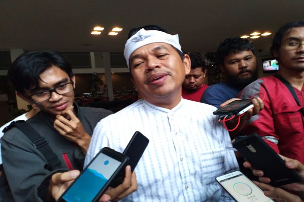 Kubu Jokowi Klaim Ambil...