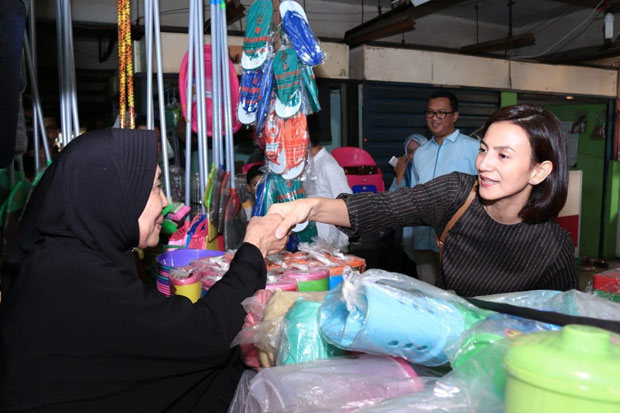Wanda Hamidah Akan Fasilitasi...