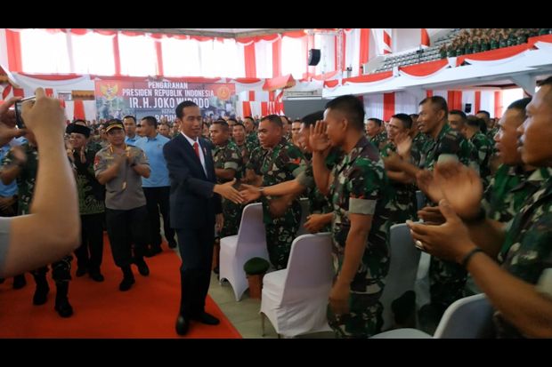 Jokowi Pastikan Tunjangan...