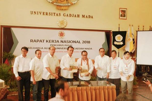 Bangun Aplikasi KAGAMAPAY,...