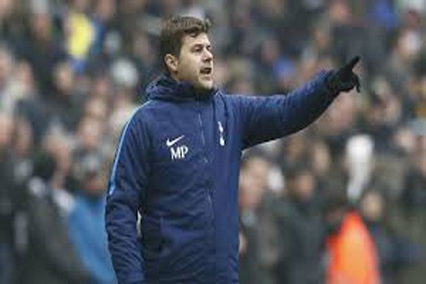 Pelatih Mauricio Pochettino...