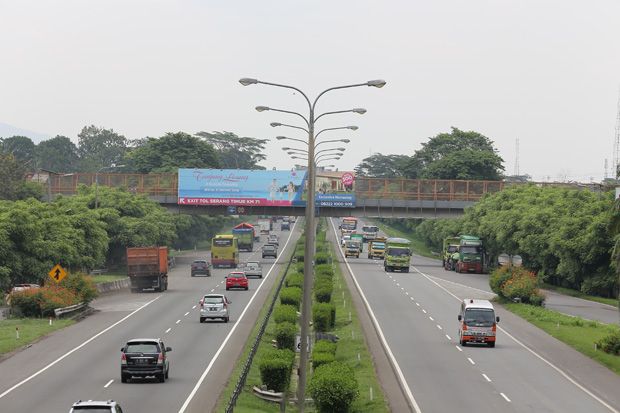 Pengguna Tol Tangerang...