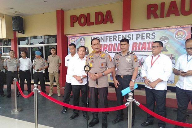 Kapolda Riau Bantah...