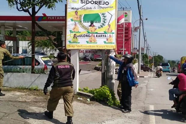 Langgar Aturan, Ribuan...