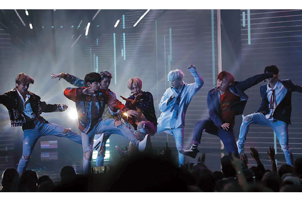 Boyband BTS Sumbang...