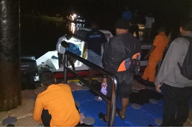 Speed Boat Kecelakaan,...