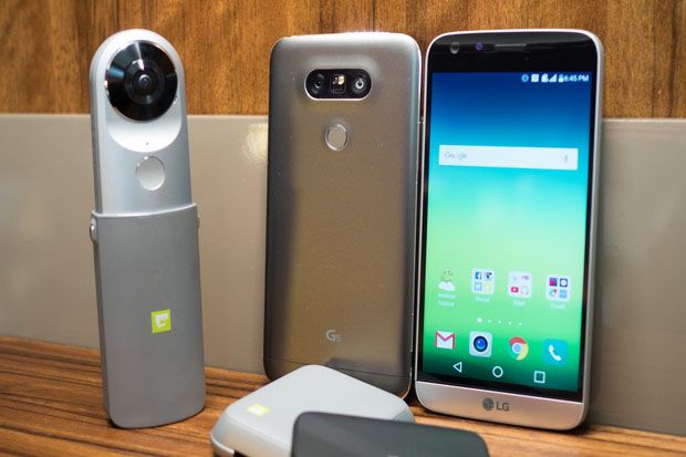 Pakai LG G5, Mantan...