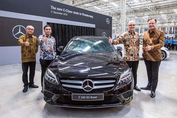 Mercedes-Menz C-Class...