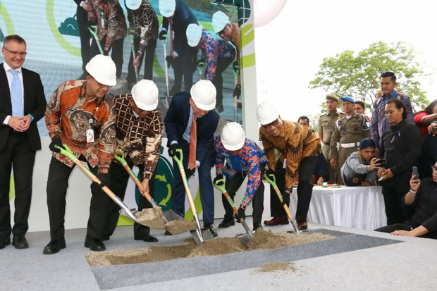 Anies Penuhi Janji,...