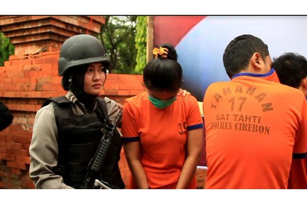 Caleg Cantik Ini Ditangkap...