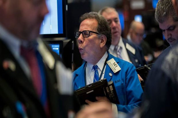 Wall Street Tenggelam...