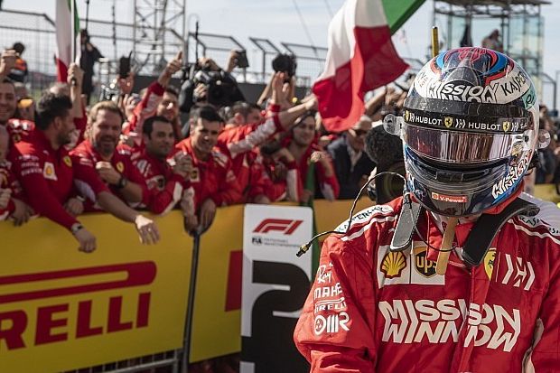 Kimi Raikkonen Tinggalkan...