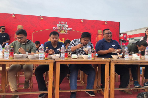 Singgah di Jakarta,...