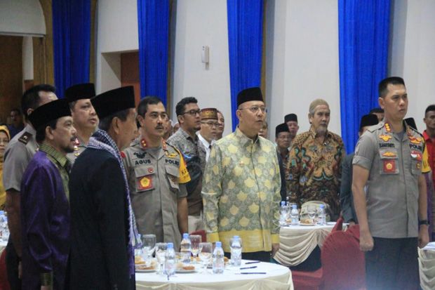 Deklarasi Pemilu Damai,...