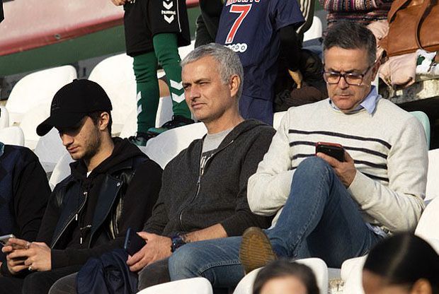 Ini Kesibukan Baru Mourinho...