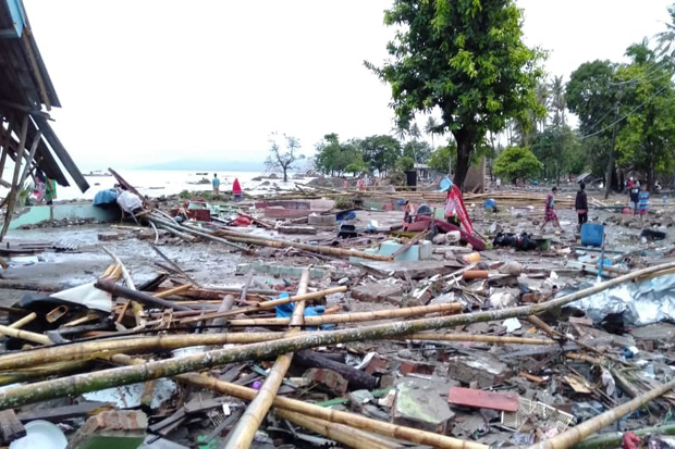 Berlibur di Anyer, Banyak...