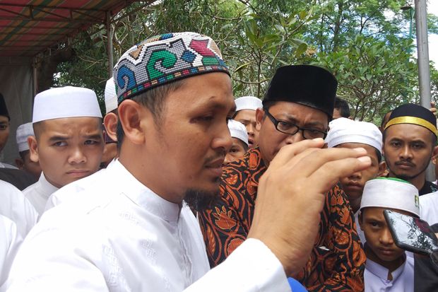Berlibur di Pantai Anyer,...