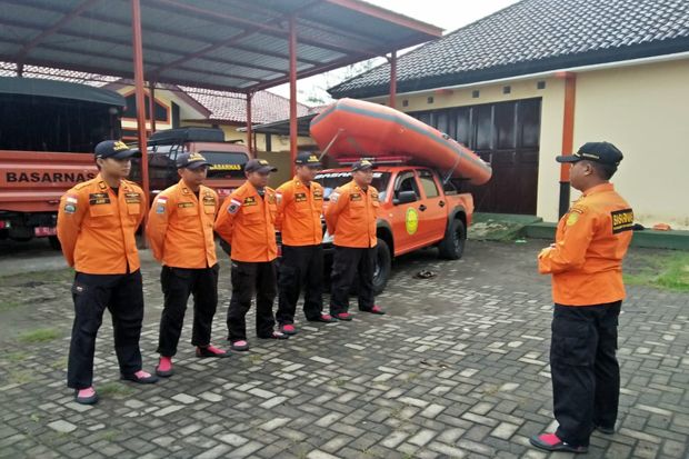 Dua Santri Hilang Digulung...