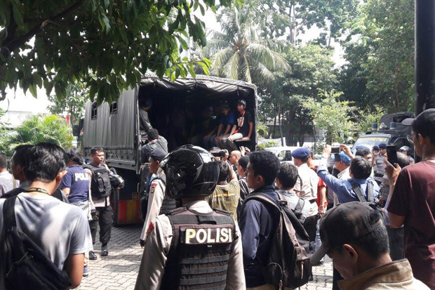 Tanjung Priok dan Jakarta...