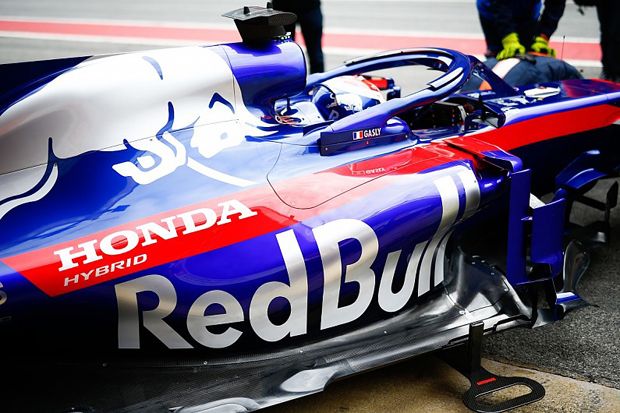 Red Bull Tuding Mesin...