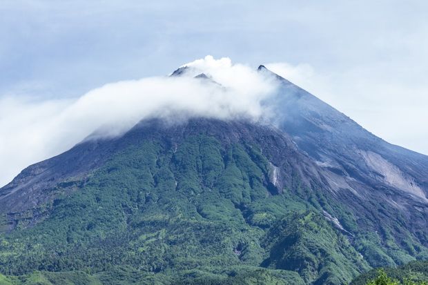Menikmati Gagahnya Gunung...