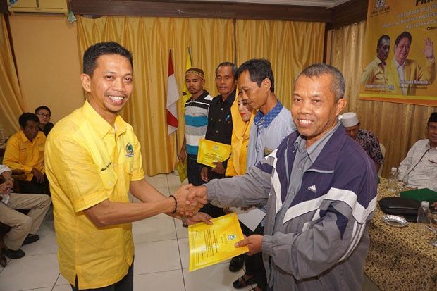 Partai Golkar Gelar...
