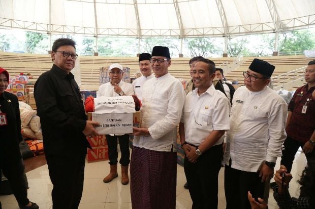 Sambut Pergantian Tahun,...