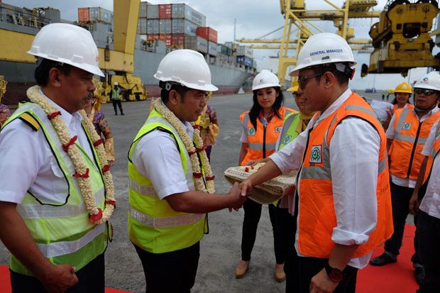Pelindo 1 Sambut Kapal...