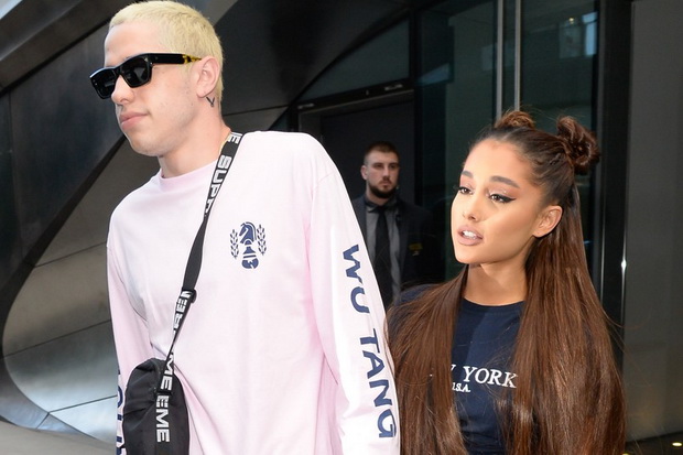 Diputus Ariana Grande,...