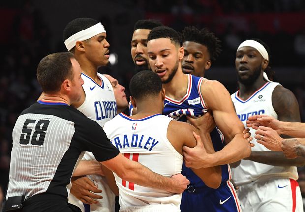 Aksi Songong Ben Simmons...