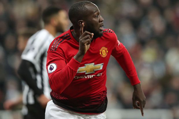 United Bungkam Newcastle,...