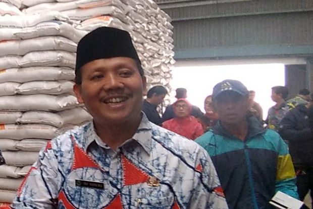 Inflasi Jabar Tinggi,...