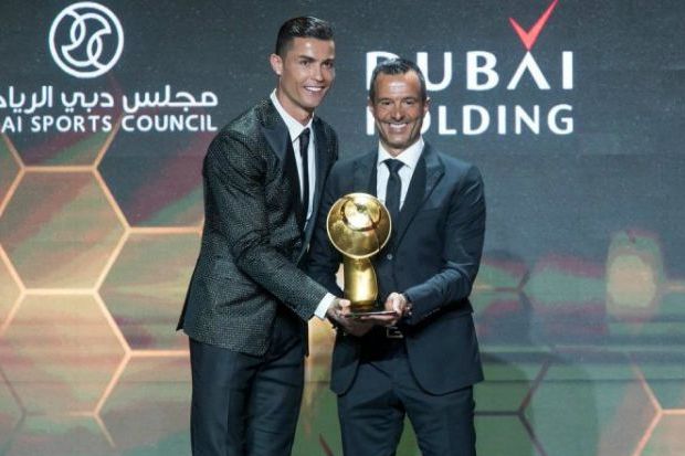 Rebut Globe Soccer Awards,...