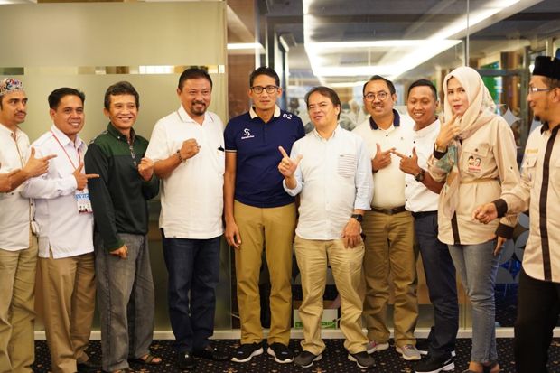 Safari ke Kaltim, Sandiaga...