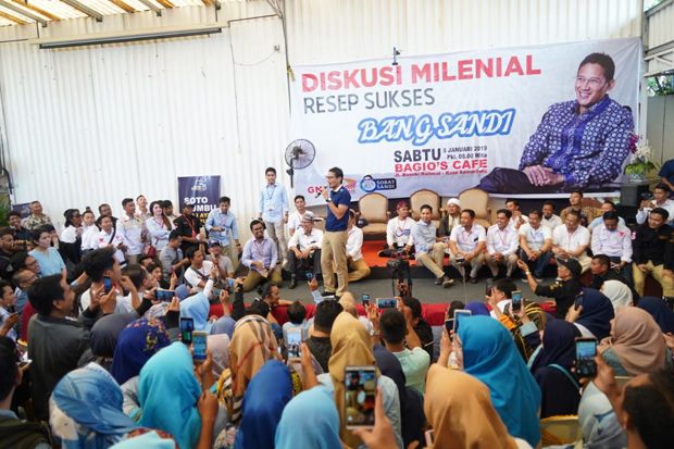 Sandiaga ke Ratusan...