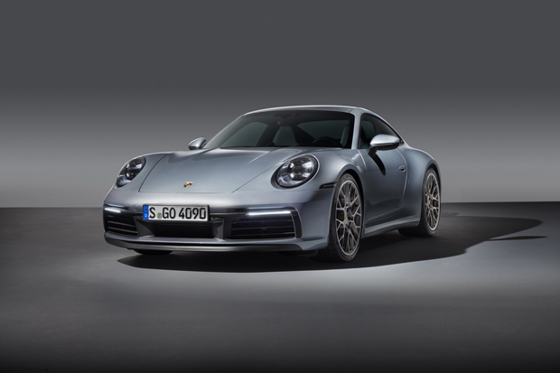 Porsche 911 Akan Didorong...