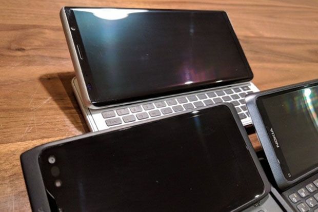 Nokia E7 Bakal Kembali...