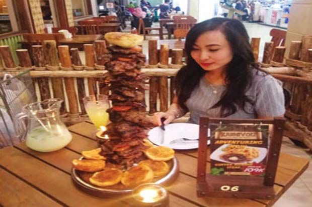Steak Setinggi Setengah...
