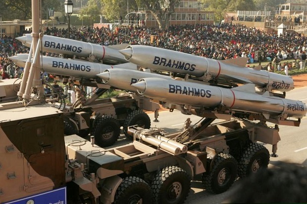 India Ingin Jual Rudal...
