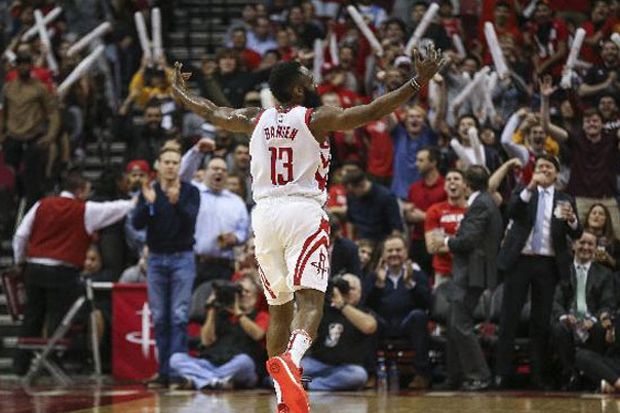 Rockets Menang Beruntun...